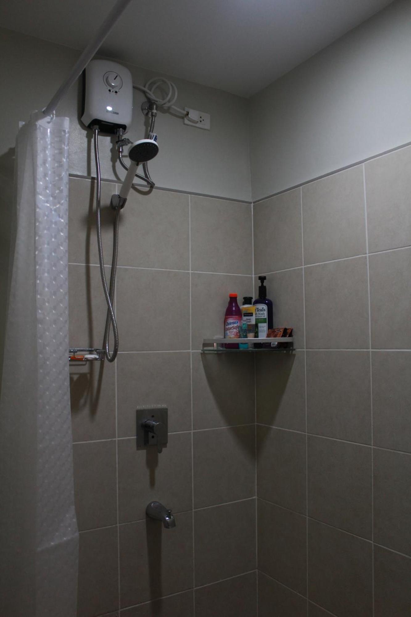 Aparthotel Jp Persimmon Staycation